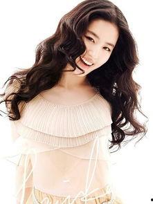 杨幂化妆师爆料视频合集,揭秘明星化妆台的秘密 第2张 杨幂化妆师爆料视频合集,揭秘明星化妆台的秘密 第2张